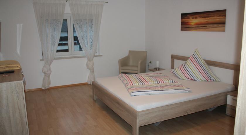 Appartements-Steinkirchner Штраубинг Номер фото